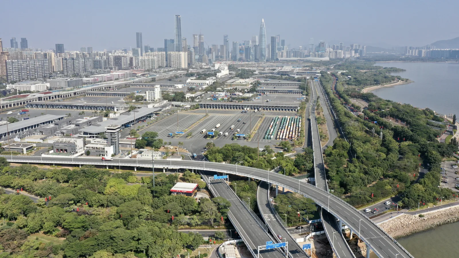 Shenzhen Bay Port and its road inspection complex viewed from the south